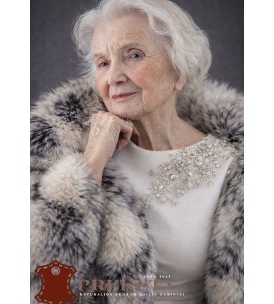 Moteriški klasikinio silueto natūralios sidabrinės lapės kailio kailiniai